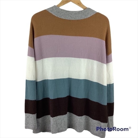 Halogen x Atlantic-Pacific Stripe V-Neck Sweater - Picture 3 of 5